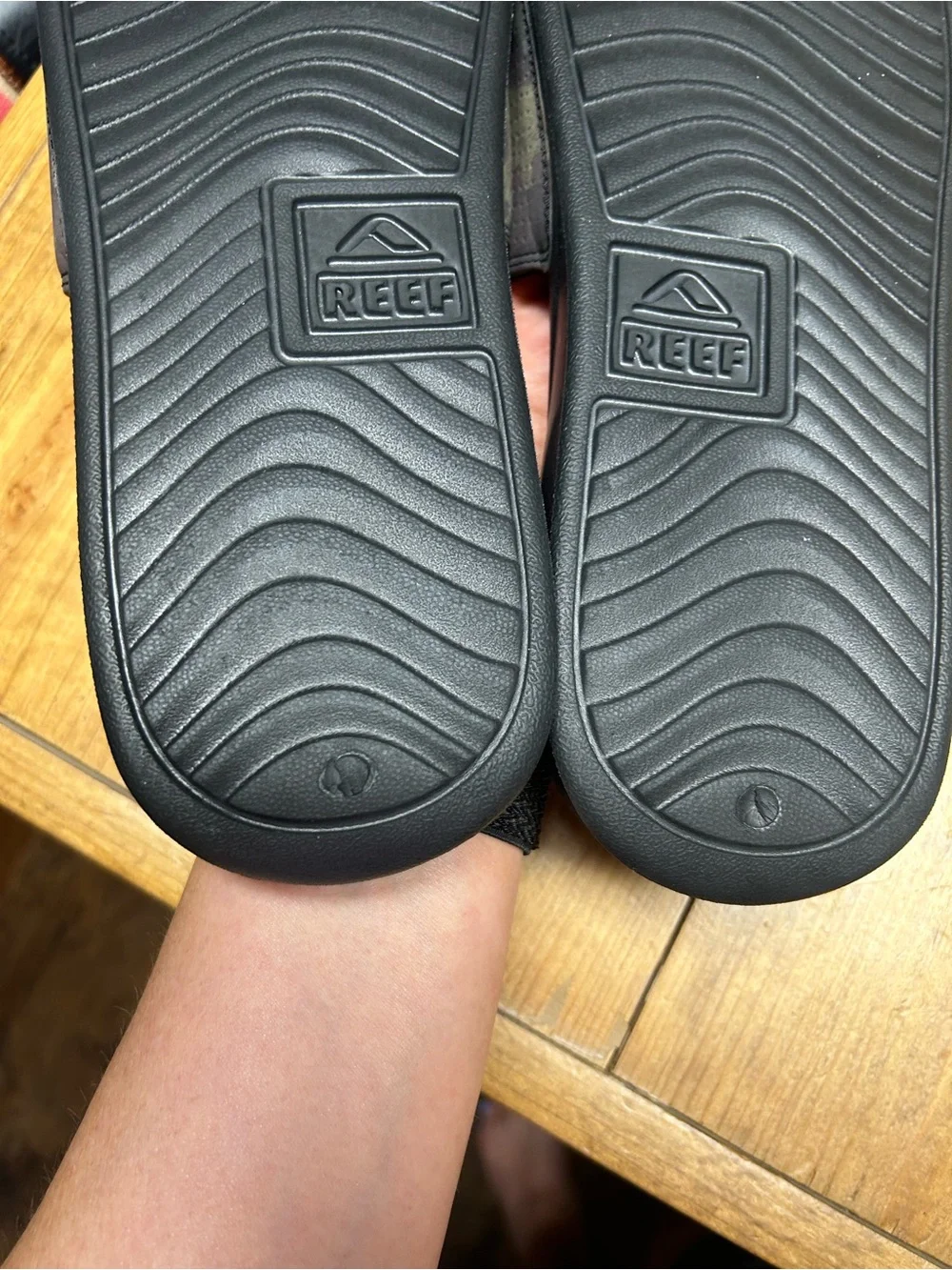 REEF MENS Phanton or Fanning waterproof slides. NWOT. Camo print size 10